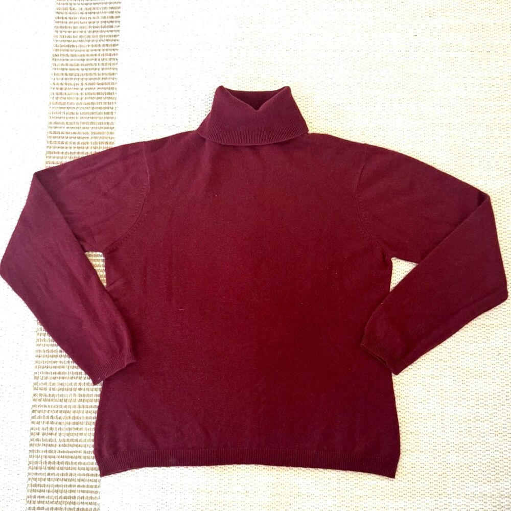 Lord & Taylor Two Ply 100% Cashmere Turtleneck Women's M Burgundy Vintage